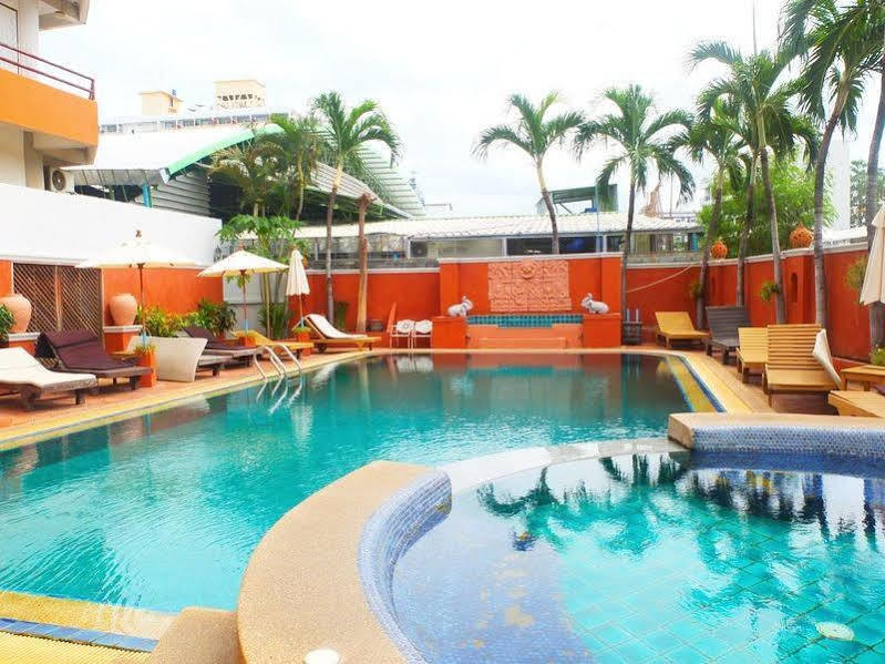 Skaw Beach Hotel Pattaja Kültér fotó